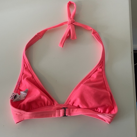 Roxy Swim pink bikini top. Size Small. - Picture 2 of 2